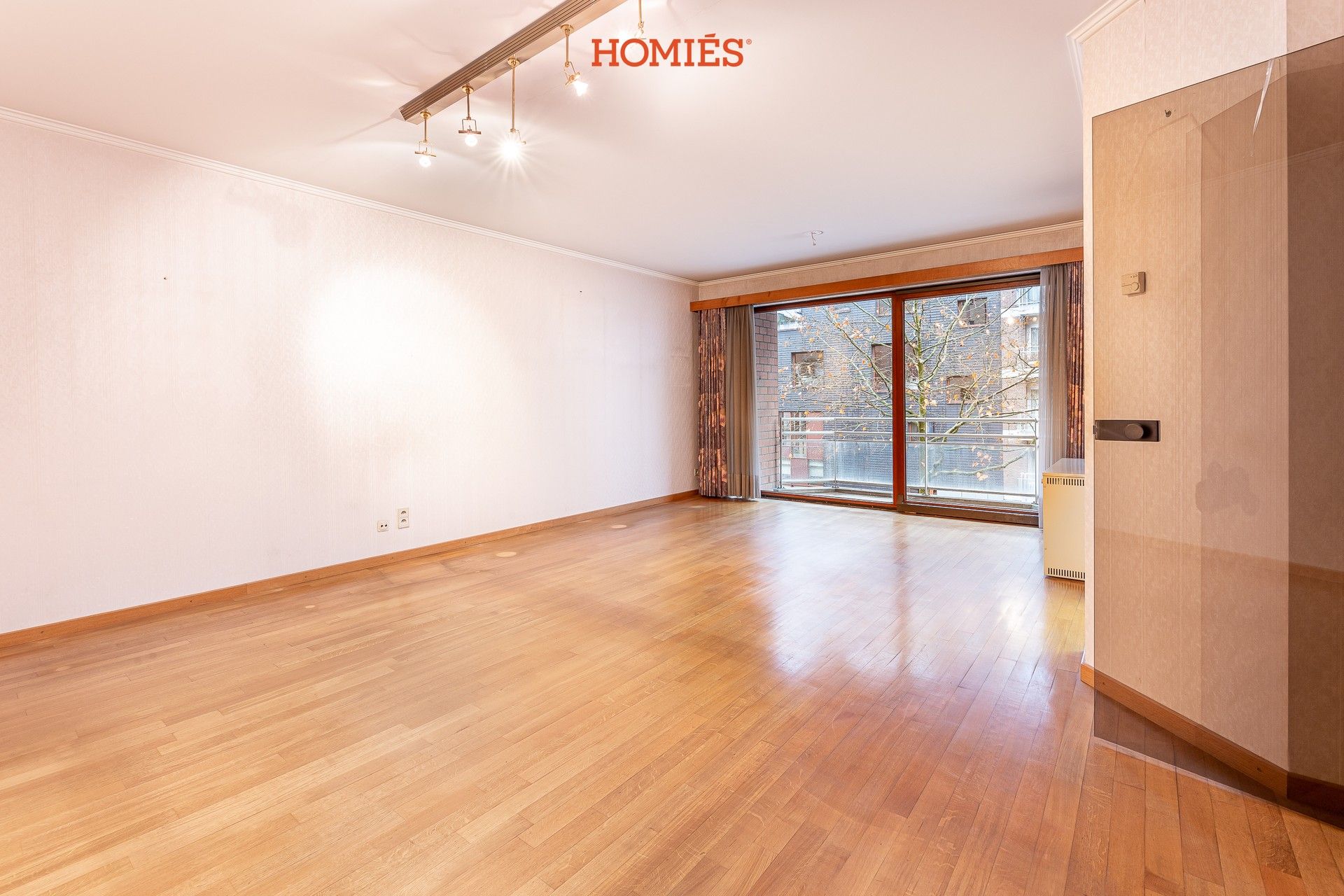 Ruim 3-slaapkamerappartement op toplocatie foto {{pictureIndex}}