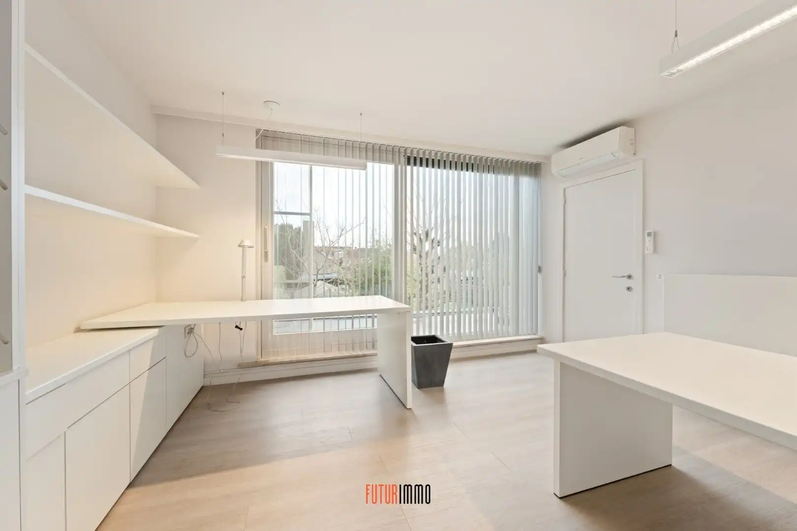 Polyvalente eigendom in hartje Rumbeke foto 14