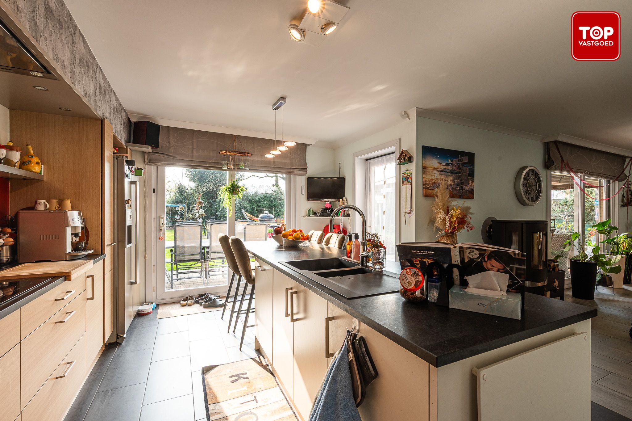 Ruime alleenstaande villa met 3 slaapkamers en tuin van 1001m².  foto 9