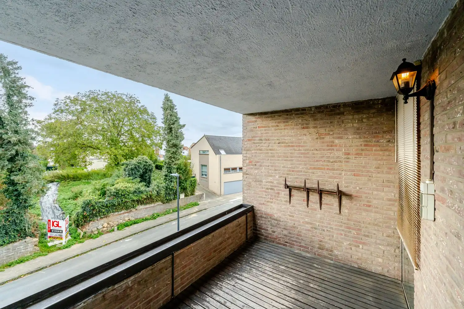 Appartement met 2 slaapkamers, garage, terras en kelder op centrale ligging foto 17