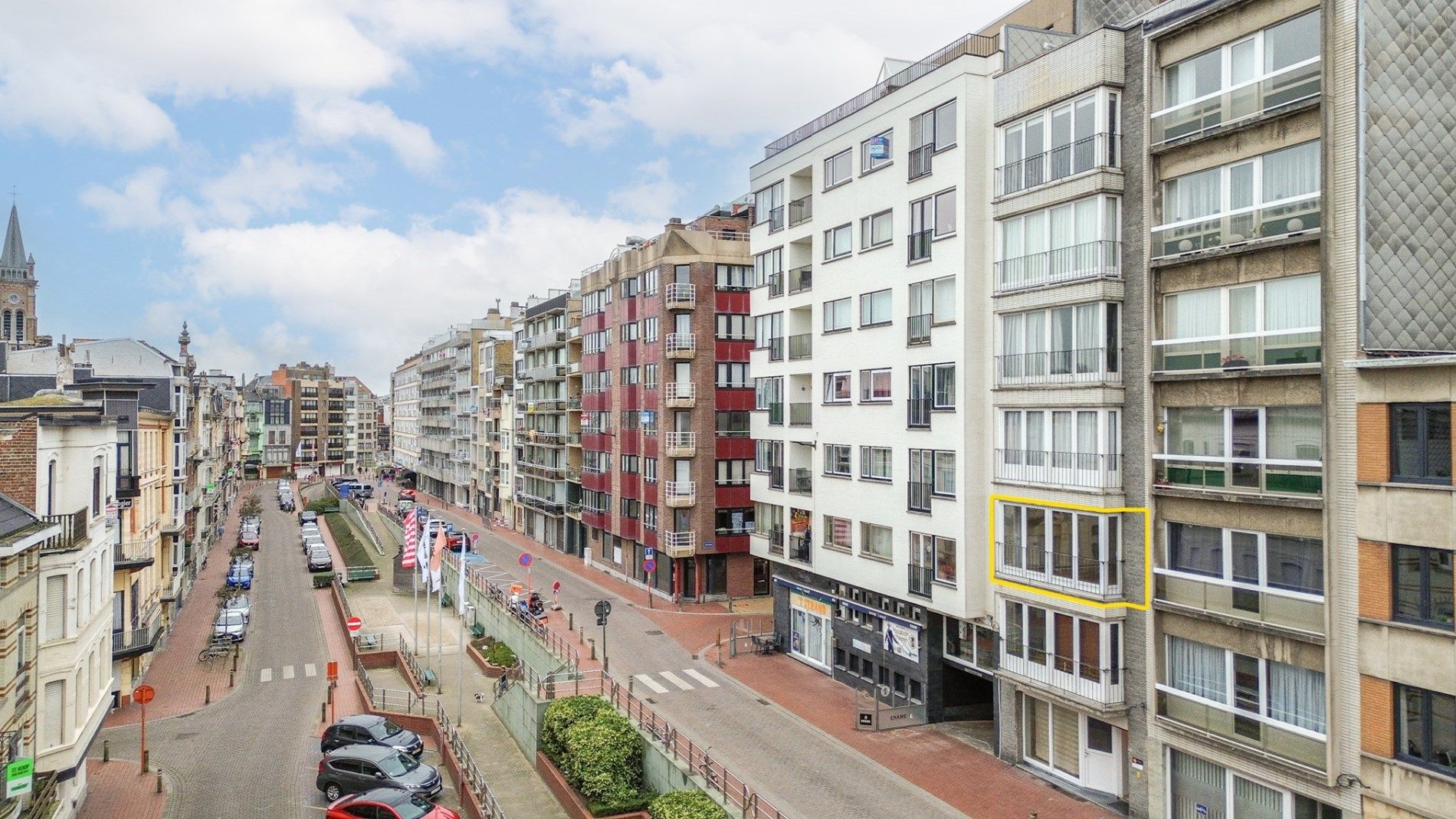 Gerenoveerd 2-slaapkamerappartement op toplocatie - vlakbij de zeedijk! foto 25