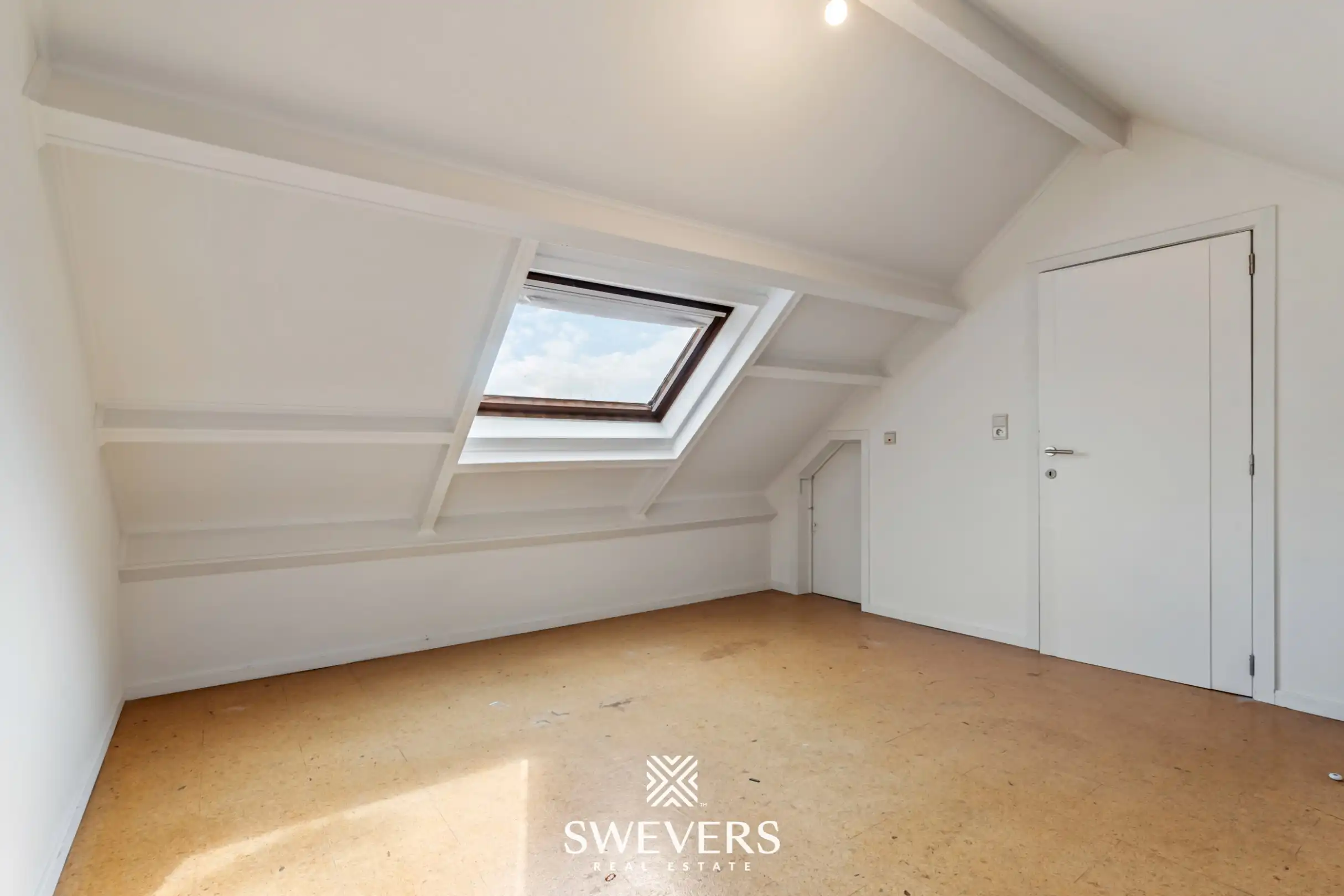 Zeer ruime woning met praktijkruimte op 28a 69ca in Heusden-Zolder foto 24