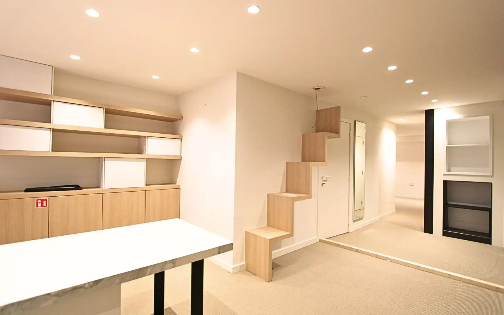 handelspand te huur Lippenslaan 210 foto 10