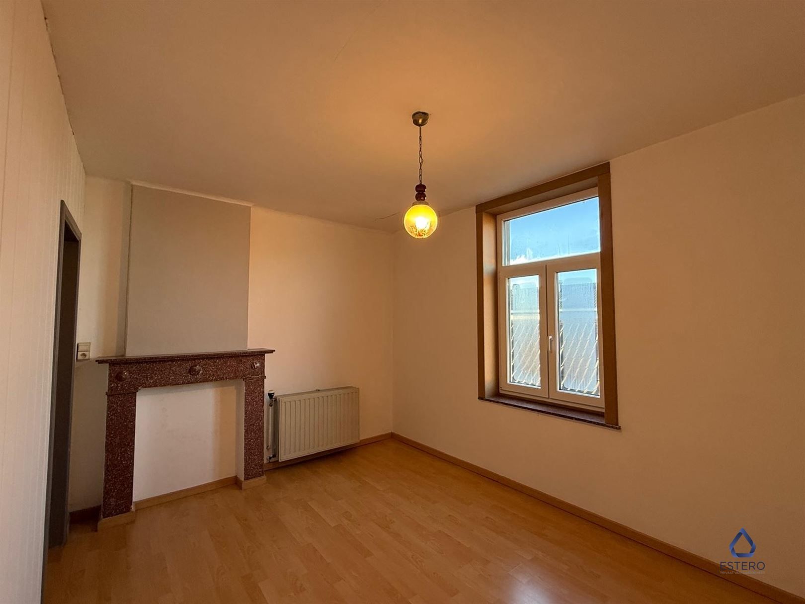 Ruime 2-slaapkamerwoning in Mere foto 9