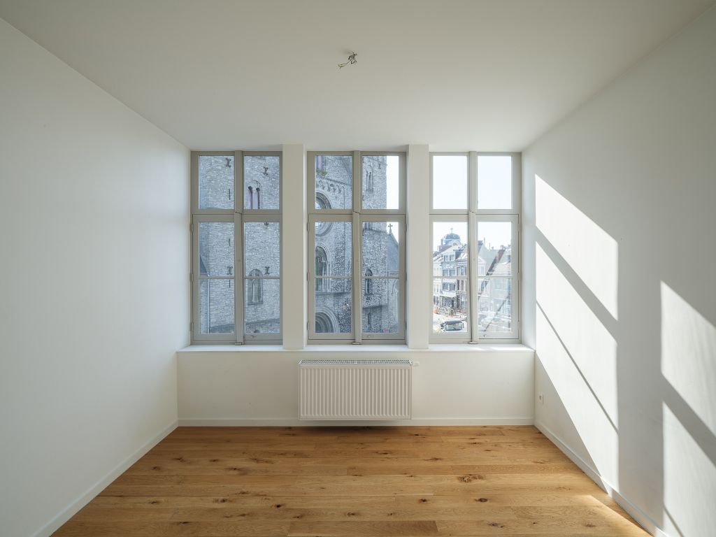Centrum Gent - Unieke 19e-eeuwse stadswoning met handelsgelijkvloer foto 2