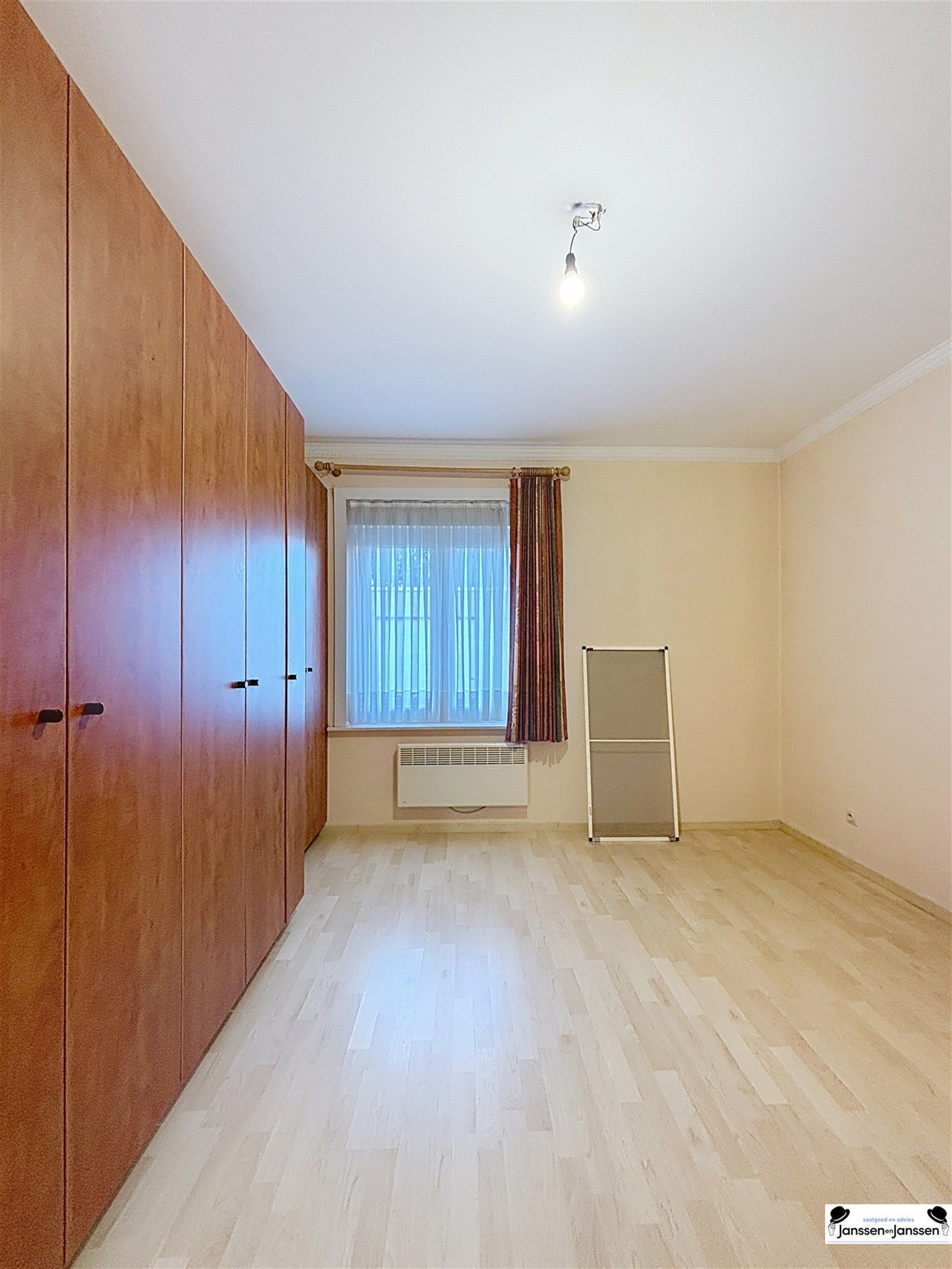 Ruim gelijkvloers appartement met topligging in Oostende foto 12