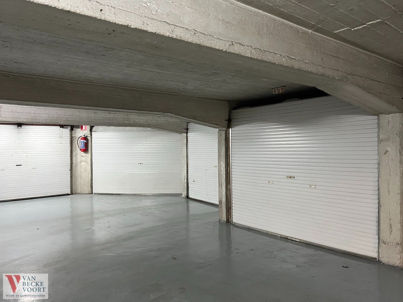 Garagebox 122 foto 5