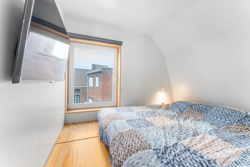 Roeselare, unieke rijwoning met karakter op 500 meter van centrum foto 16