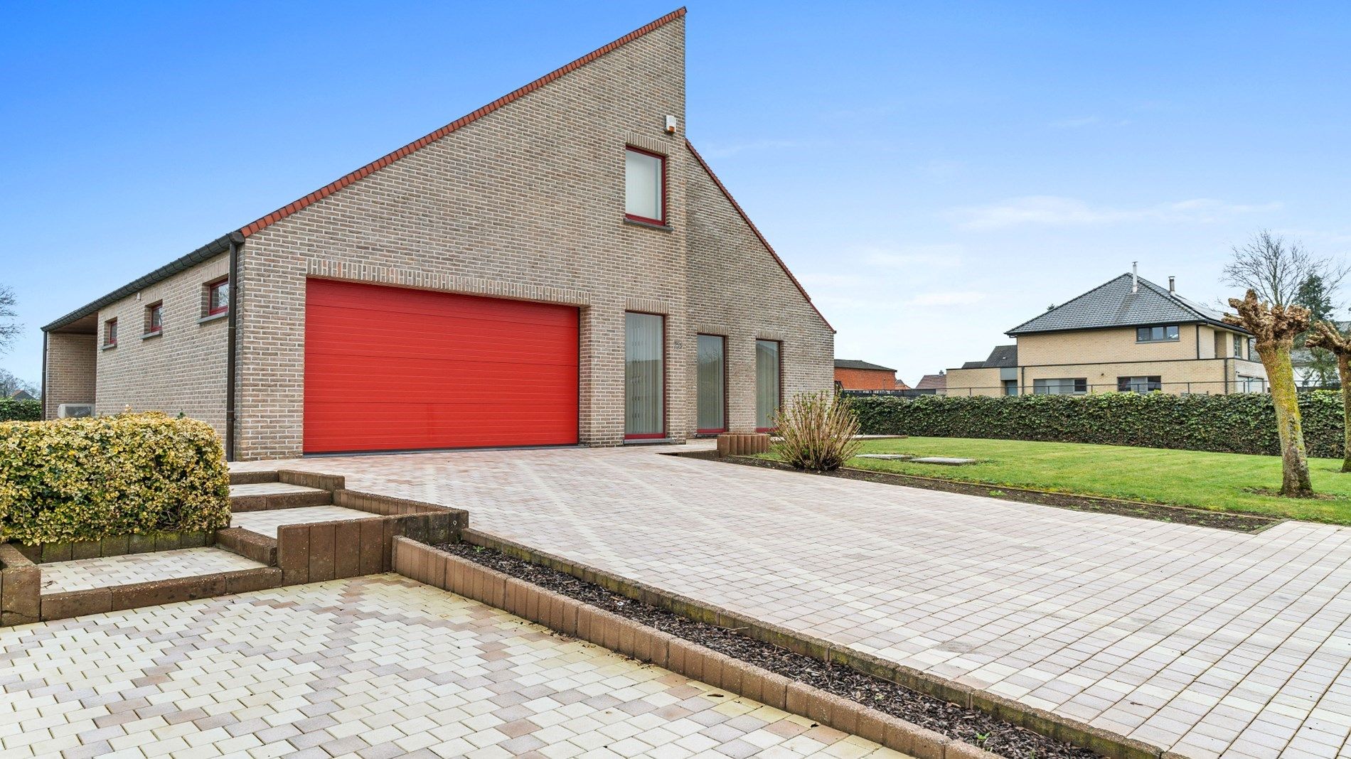 BEKKEVOORT - grote woning met 5 slk + tuin + dubbele garage foto 24