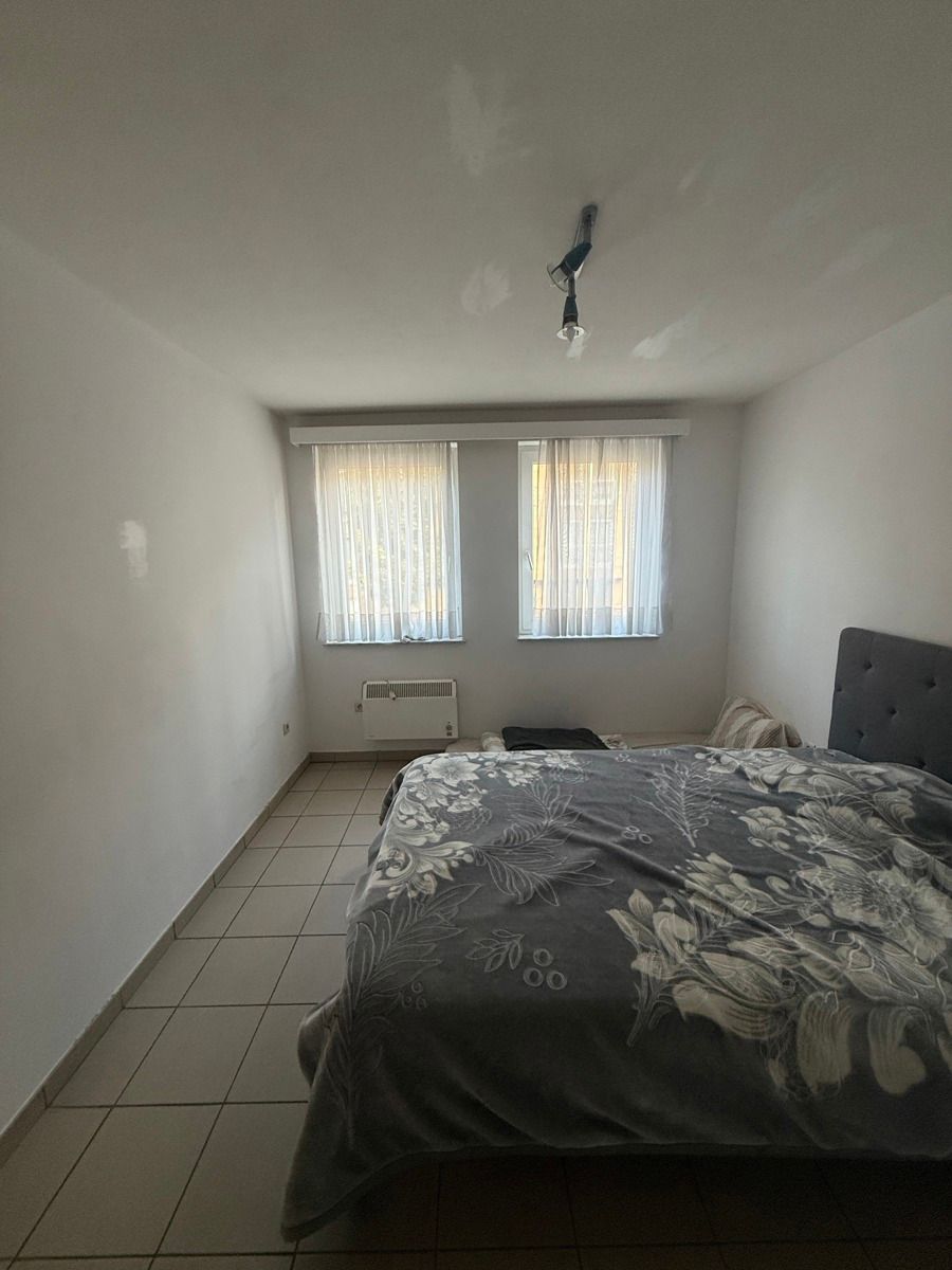 Comfortabel appartement op 1e verdieping vlak bij centrum Genk foto 8