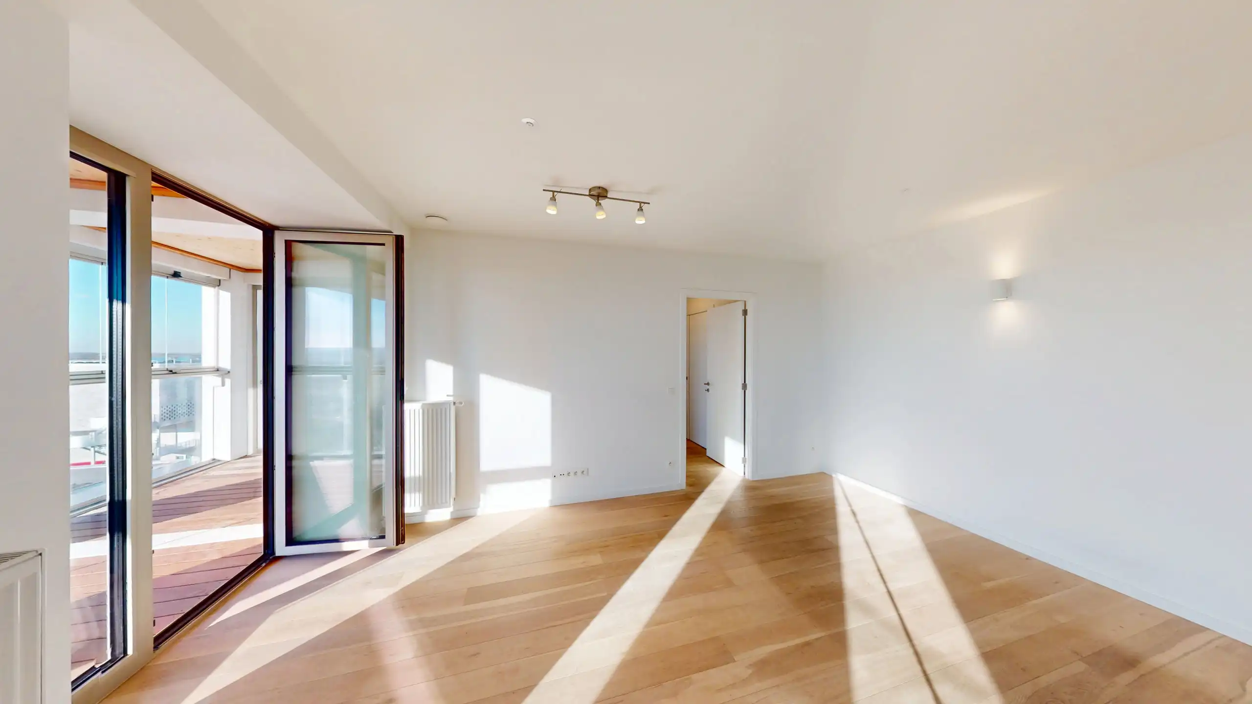 ANTWERPEN-ZUID. Appartement met zicht op de Schelde. foto 4