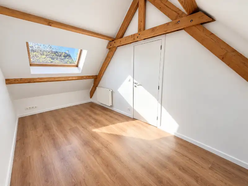 --- NIEUW --- Mooi duplex-appartement met 2 slaapkamers en zeer groot dakterras. foto 15