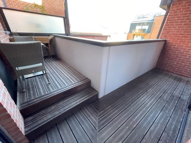 Modern appartement met 2 terrassen en parkeerplaats foto 13