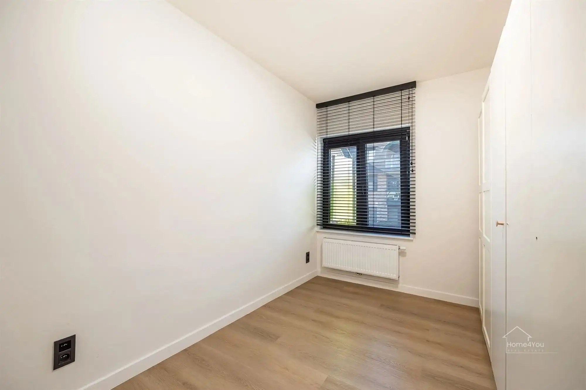 Prachtige woning met 4 slpk en een showroom in Bornem! foto 11