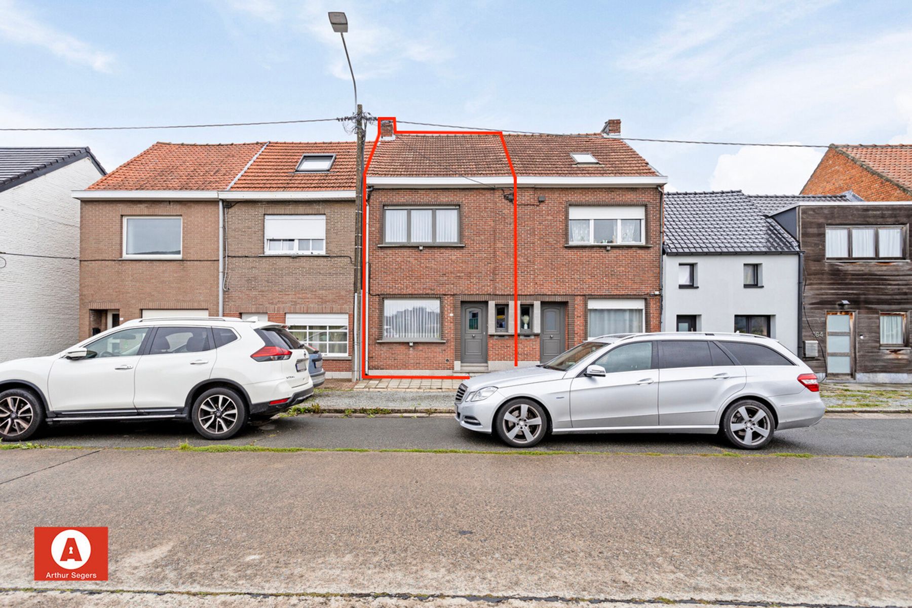 Rustig gelegen woning vol potentieel nabij natuurgebied foto 1