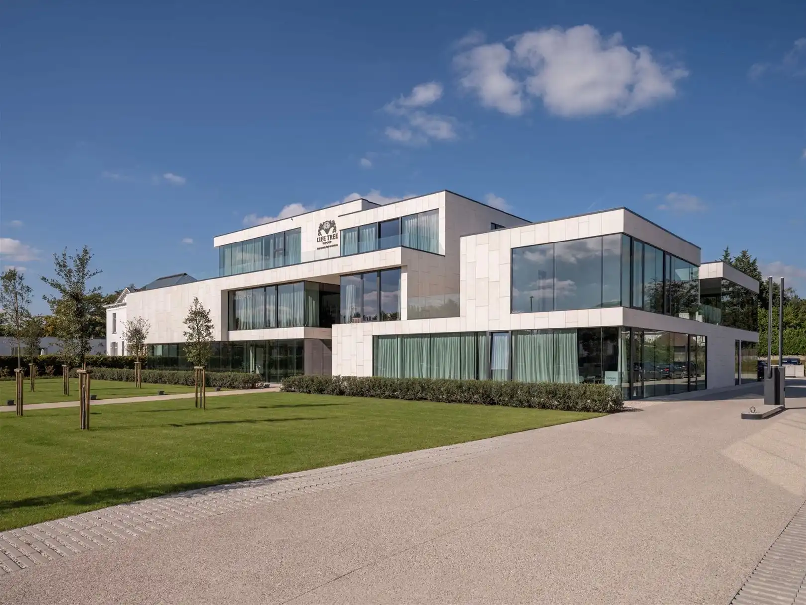 High-end full service kantoren in LTG Building te Sint-Martens-Latem foto {{pictureIndex}}