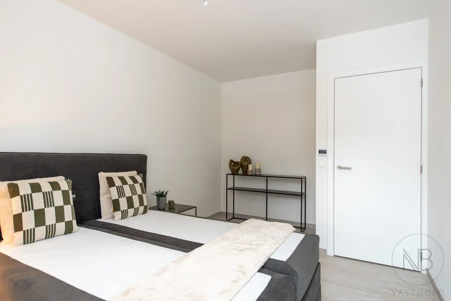 Nieuwbouwappartement met 2 parkeerplaatsen foto 14