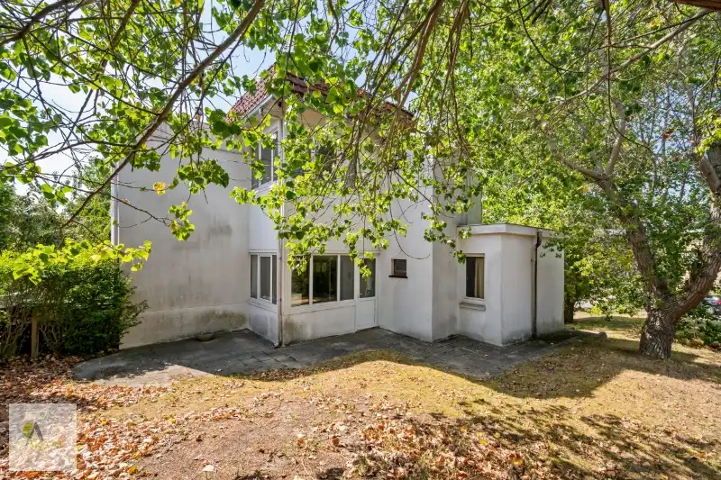 "VILLA THERESE" - Een zeldzame kans in OOSTDUINKERKE !!! Op één van die mooie en rustige locaties in Oostduinkerke, op amper 500 meter van het strand ! foto 8