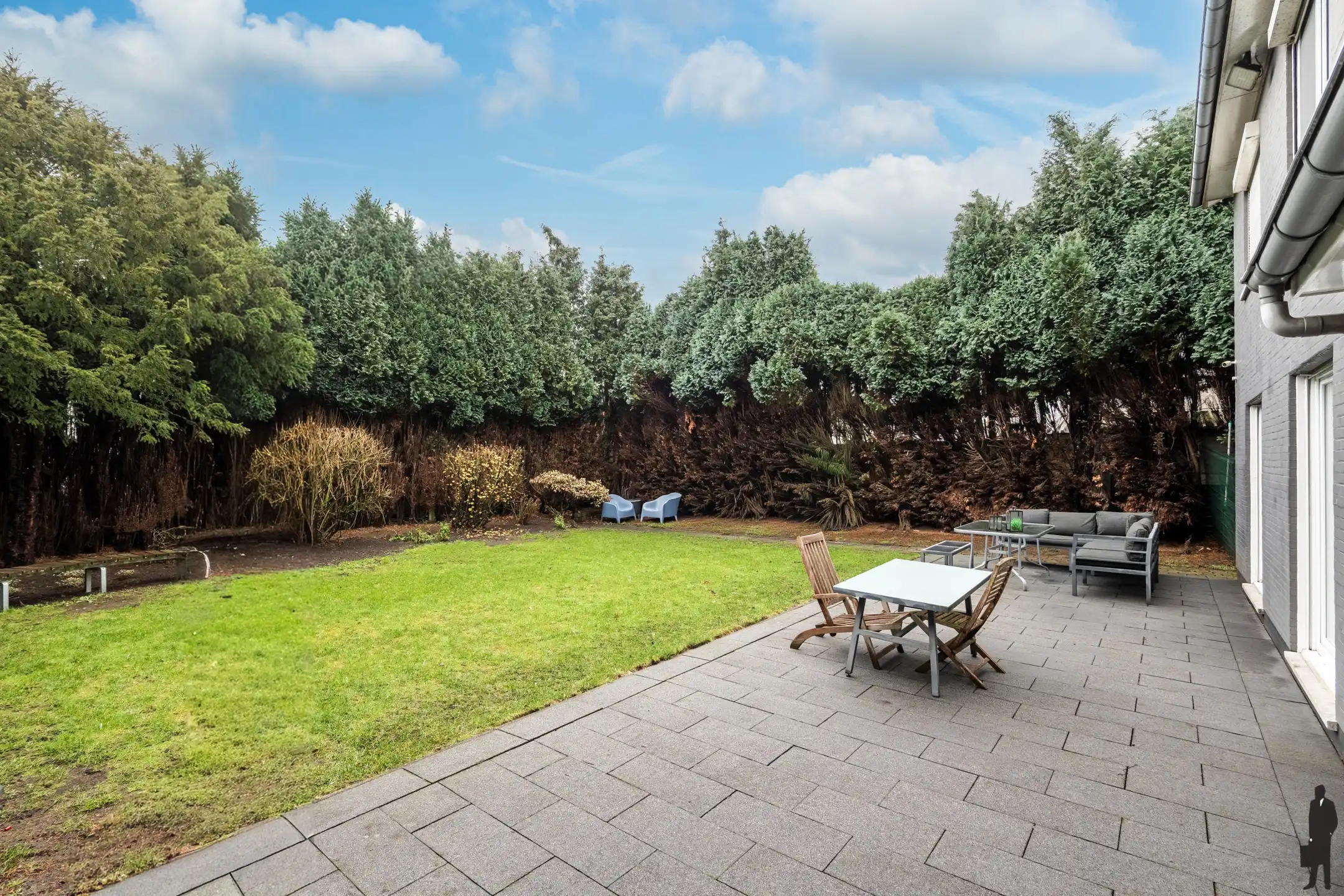 Instapklare woning met praktische indeling en zuidgerichte tuin foto 9