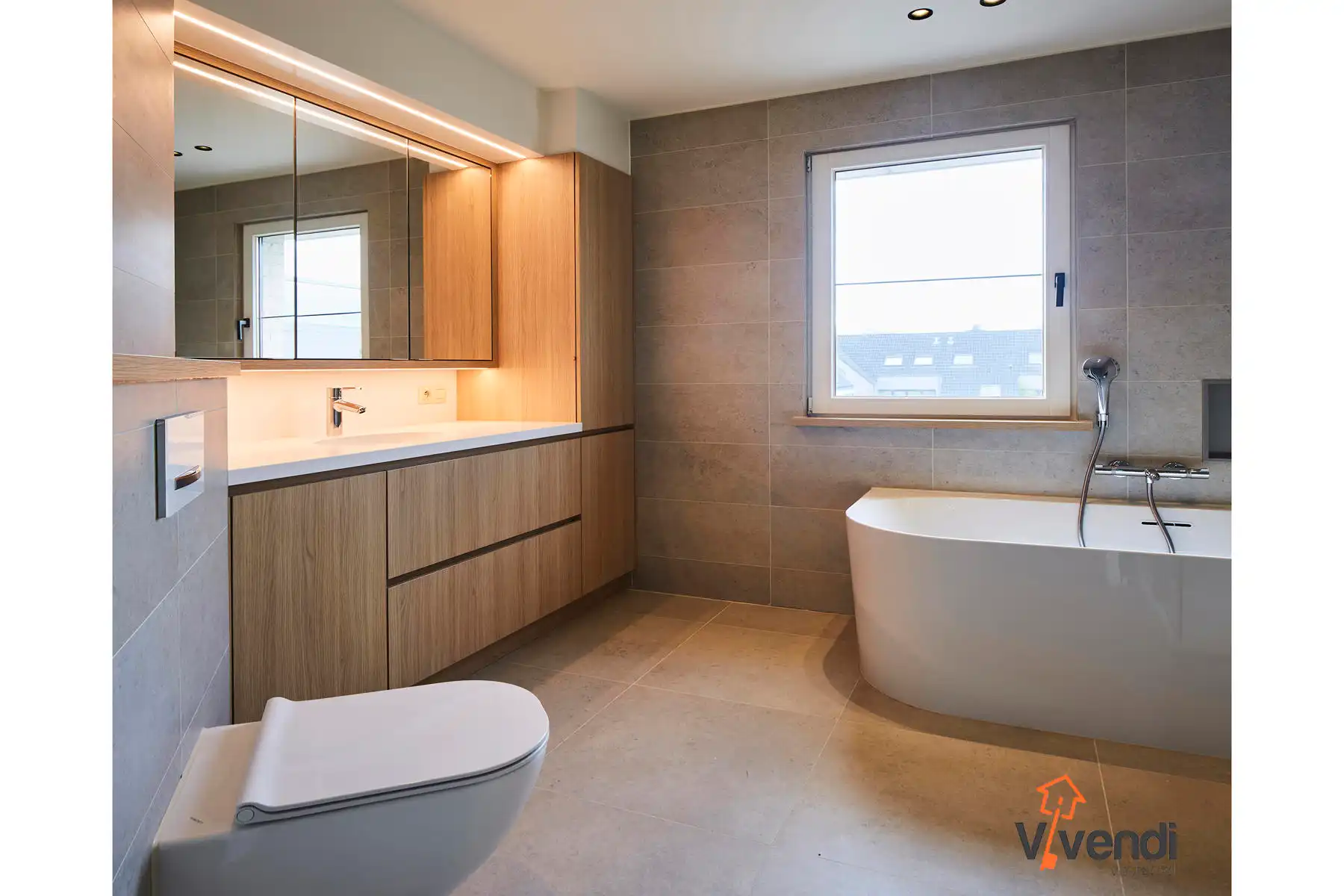 Luxe Penthouse van ca. 185 m² – Volledig gerenoveerd in 2024 foto 17