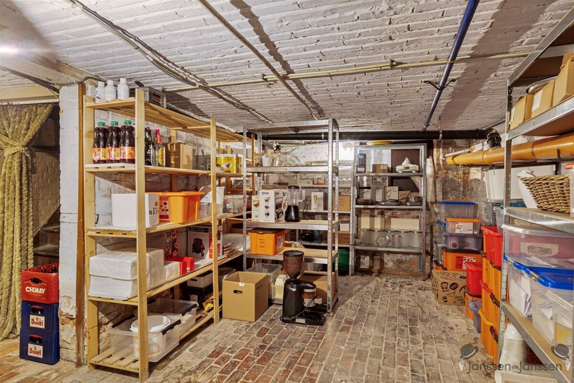 BRASSERIE ANDERS DAN ANDERS, CENTRUM AARSCHOT, NABIJ GROTE MARKT. foto 7