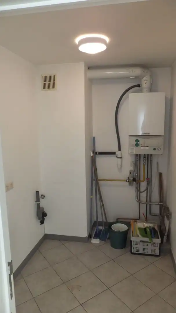 Rustig gelegen appartement met terras, garagebox en lift foto 13