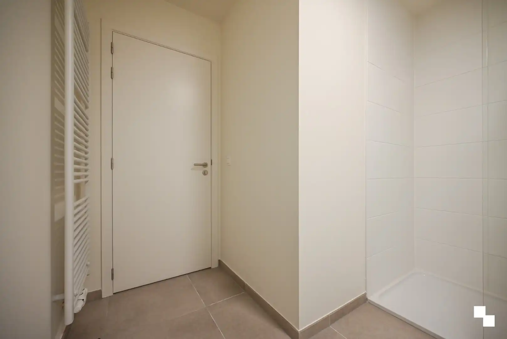 Nieuwbouwappartement met twee slaapkamers in hartje Emelgem foto 20
