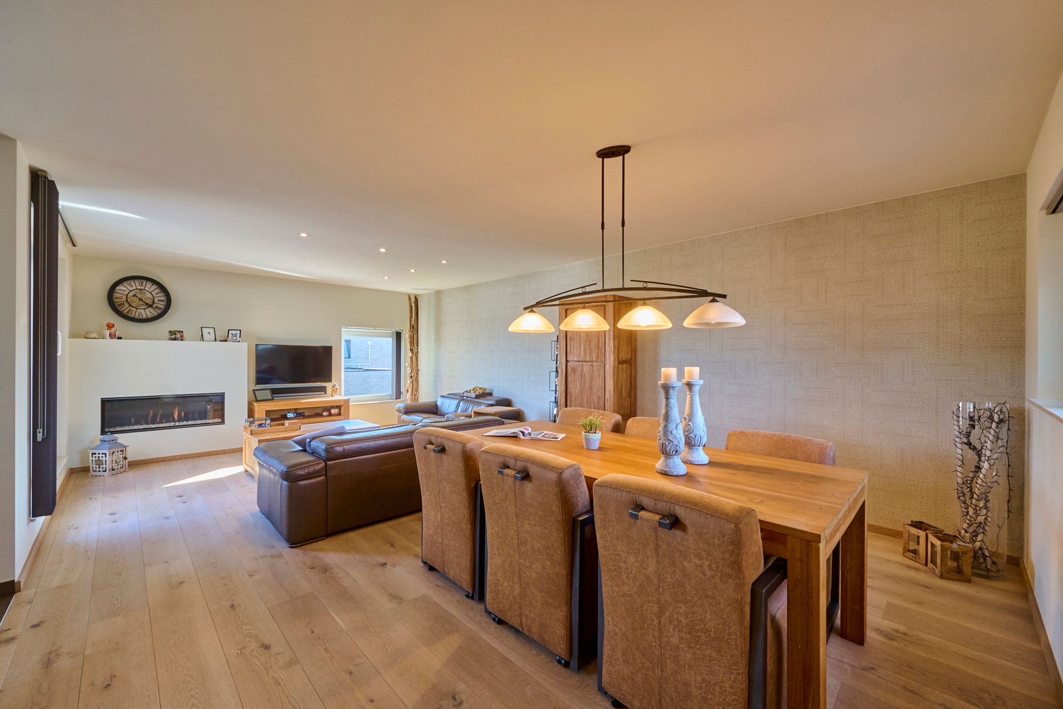 Stijlvol duplex appartement met hoogwaardige afwerking foto 3