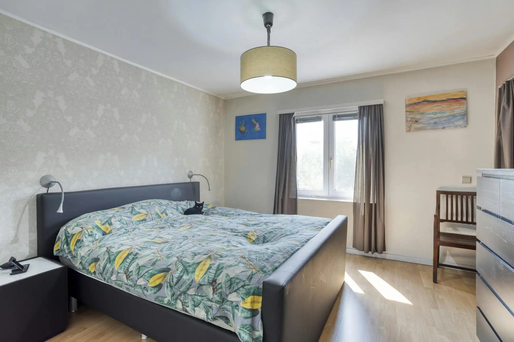 Handelspand met ruime woonst te koop in Ekeren foto 24