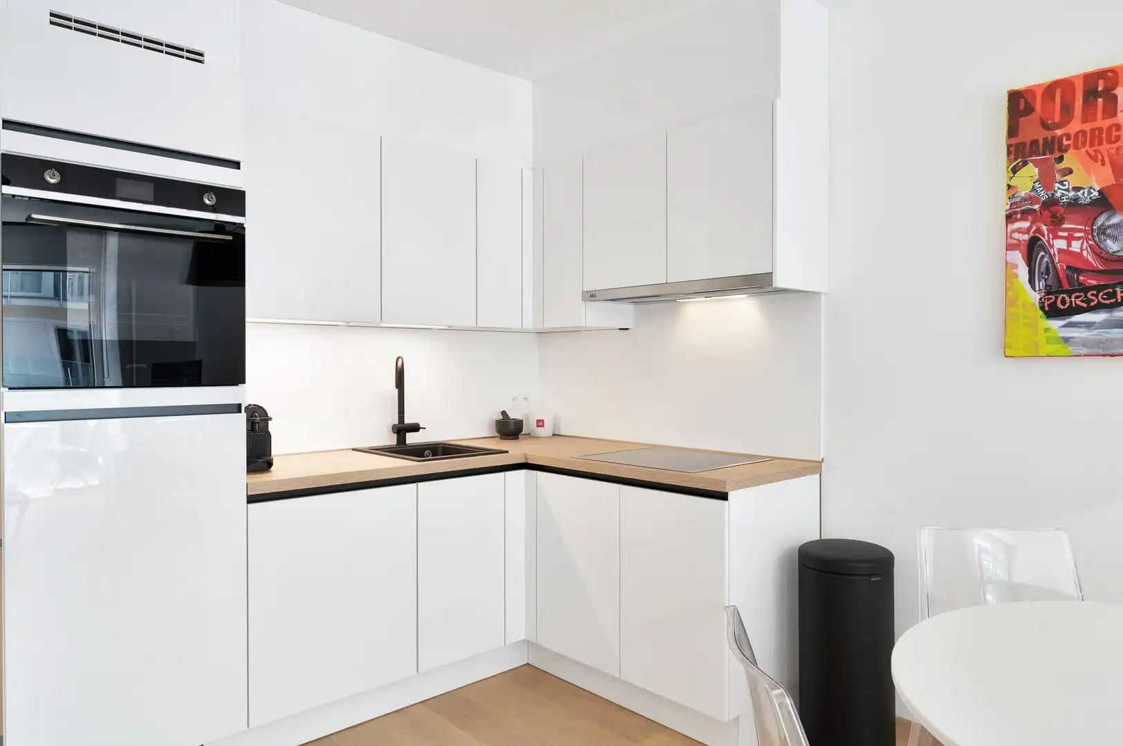 Perfect instapklaar appartement met zijdelings zeezicht. foto 11