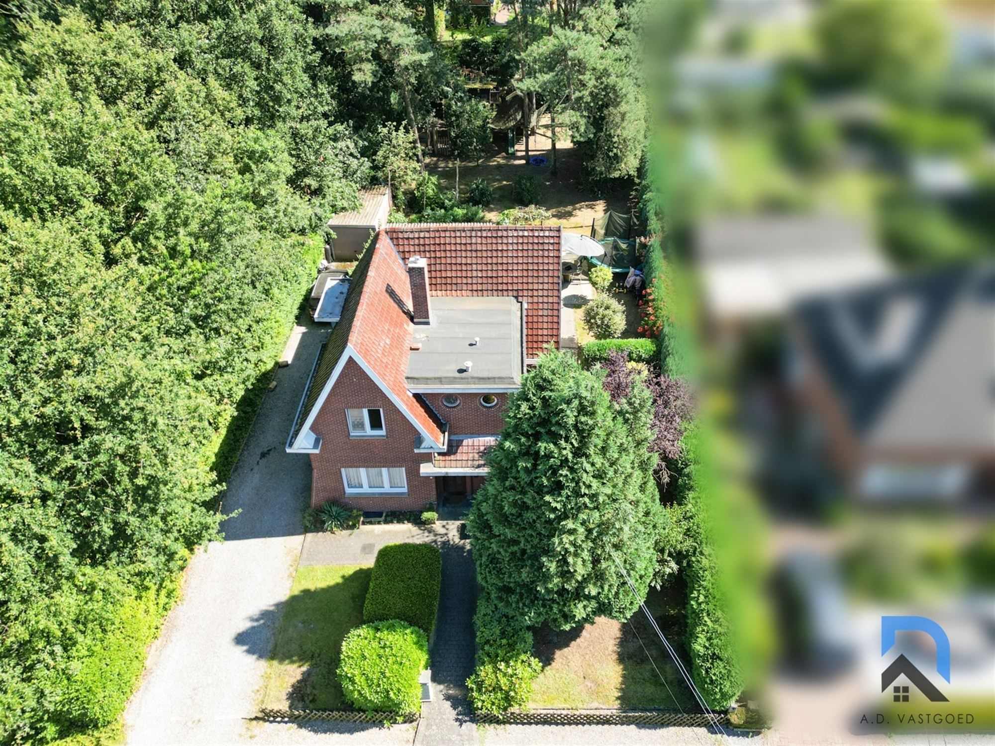 Vrijstaande woning op toplocatie in Genk foto 20