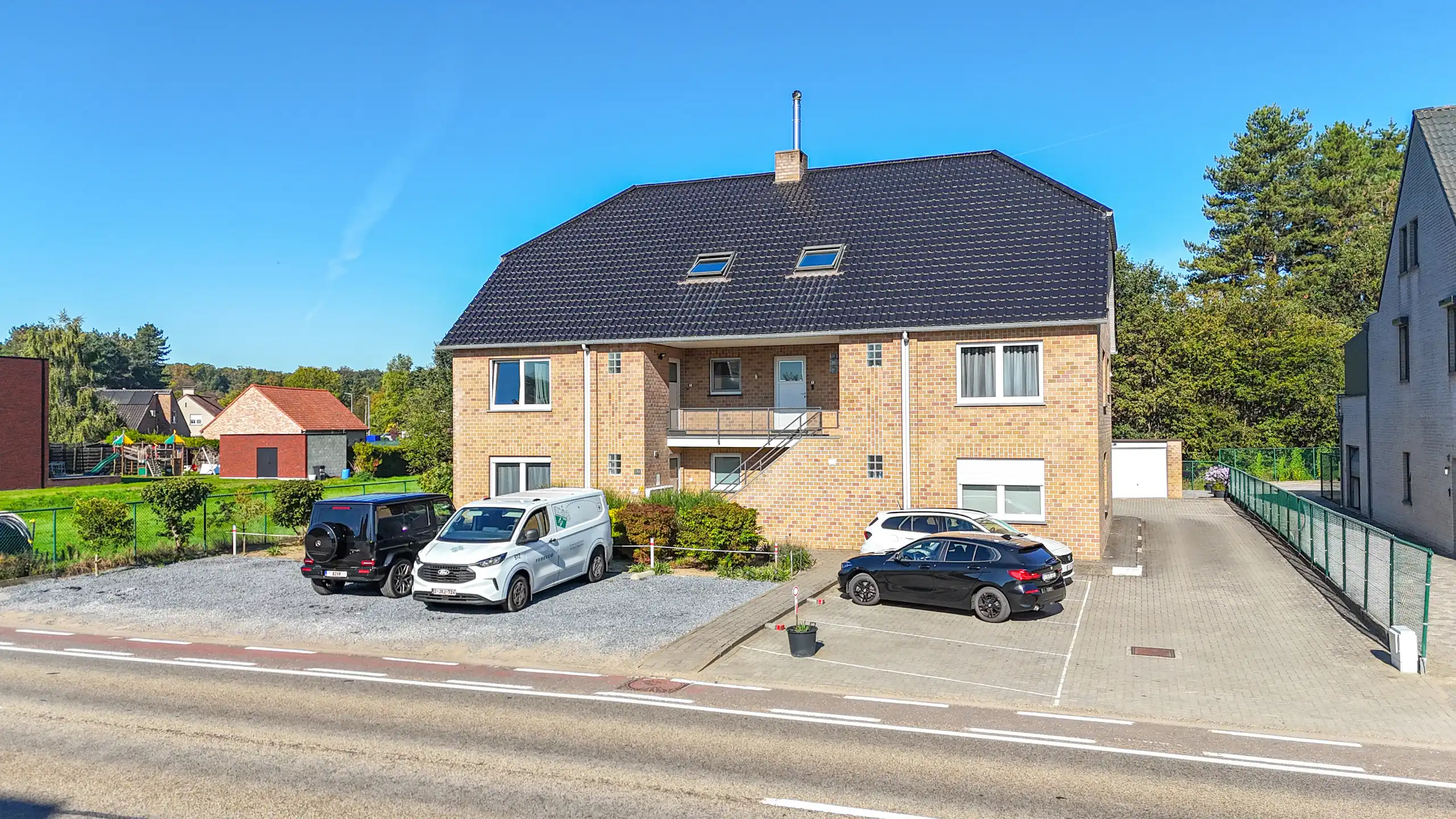 Gezellig duplexappartement met 2 slpks, terras en garage! foto 23