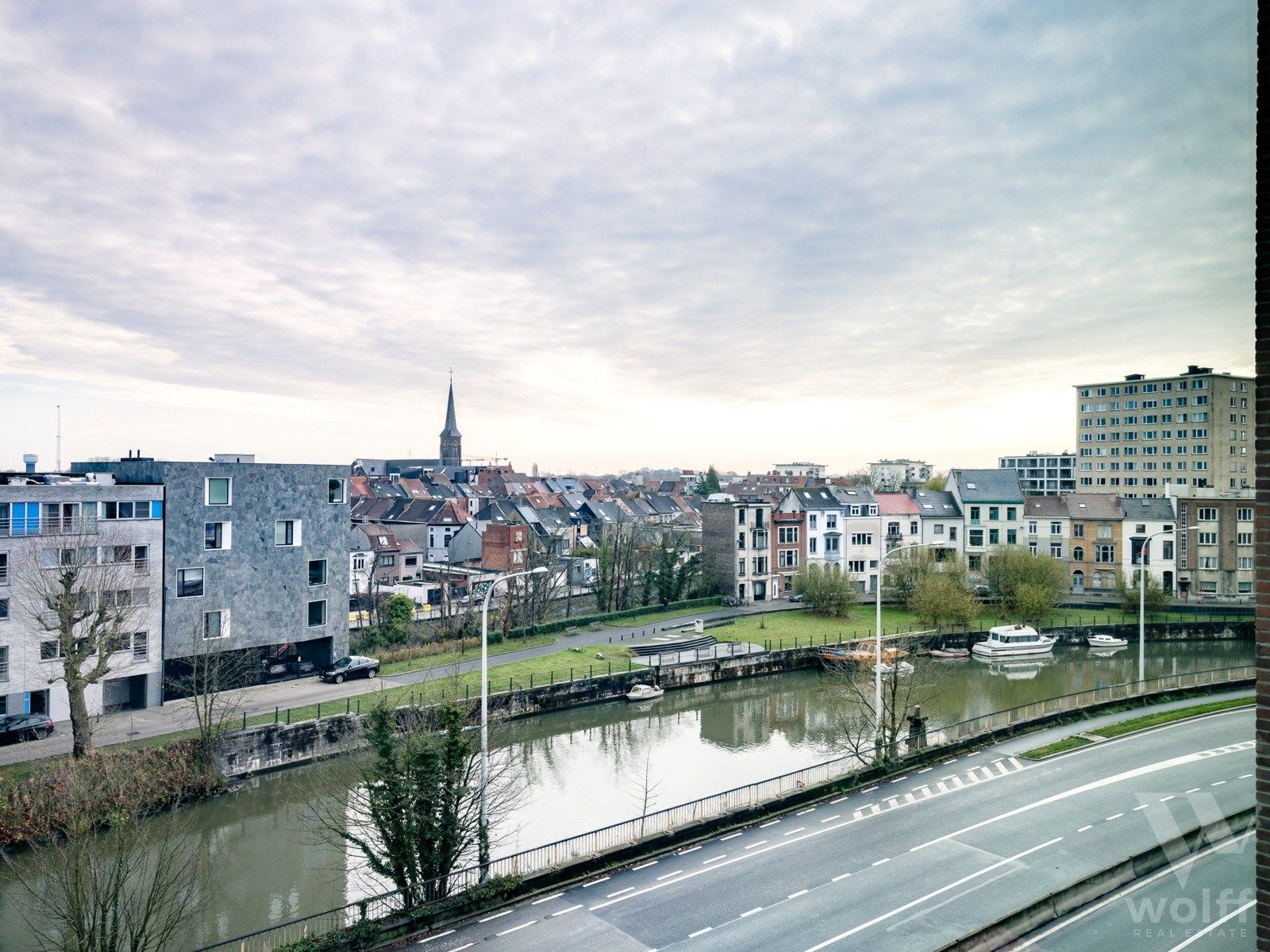 Instapklaar appartement met zonneterras en topligging foto 18