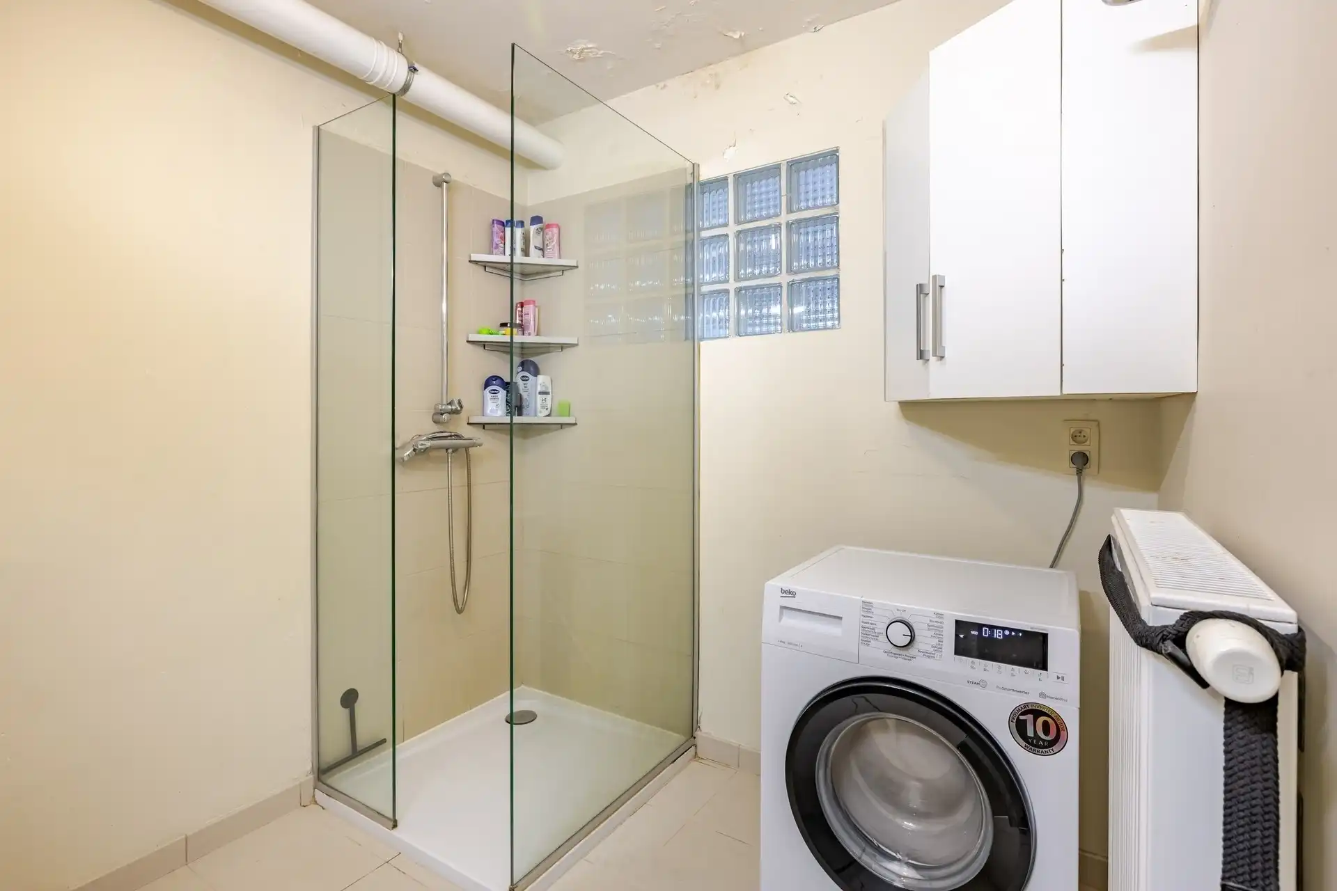 Energiezuinig 2 slaapkamer appartement met garage in Wetteren foto 13