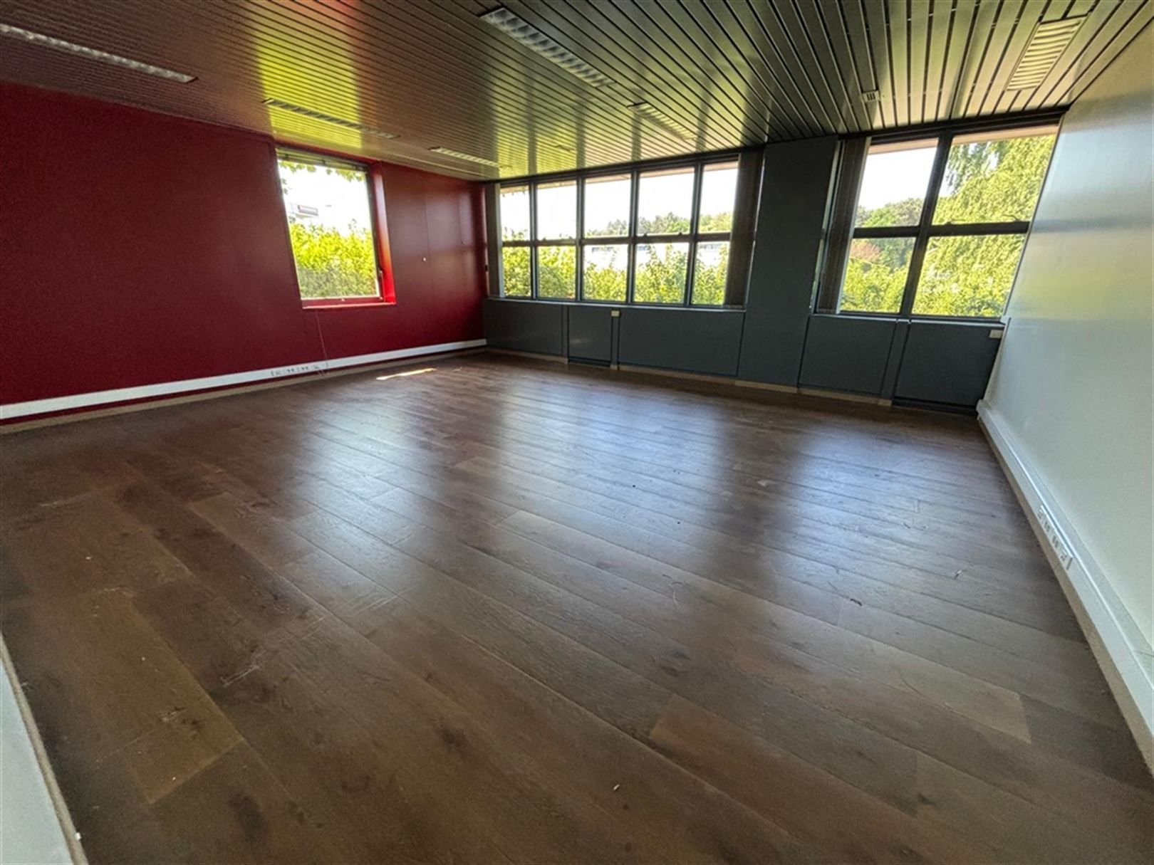 Te Huur Bedrijfsgebouw te Malle foto 10