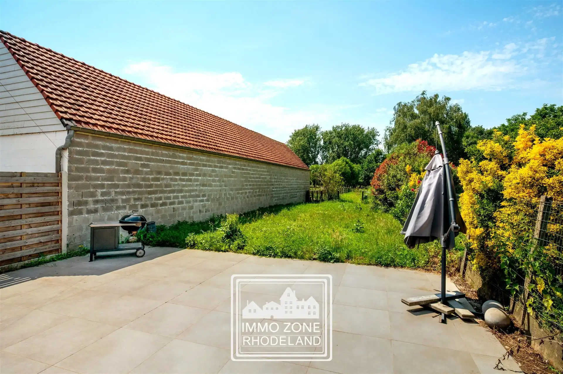 Knappe halfopen woning met 3 slpks en tuin  foto 18