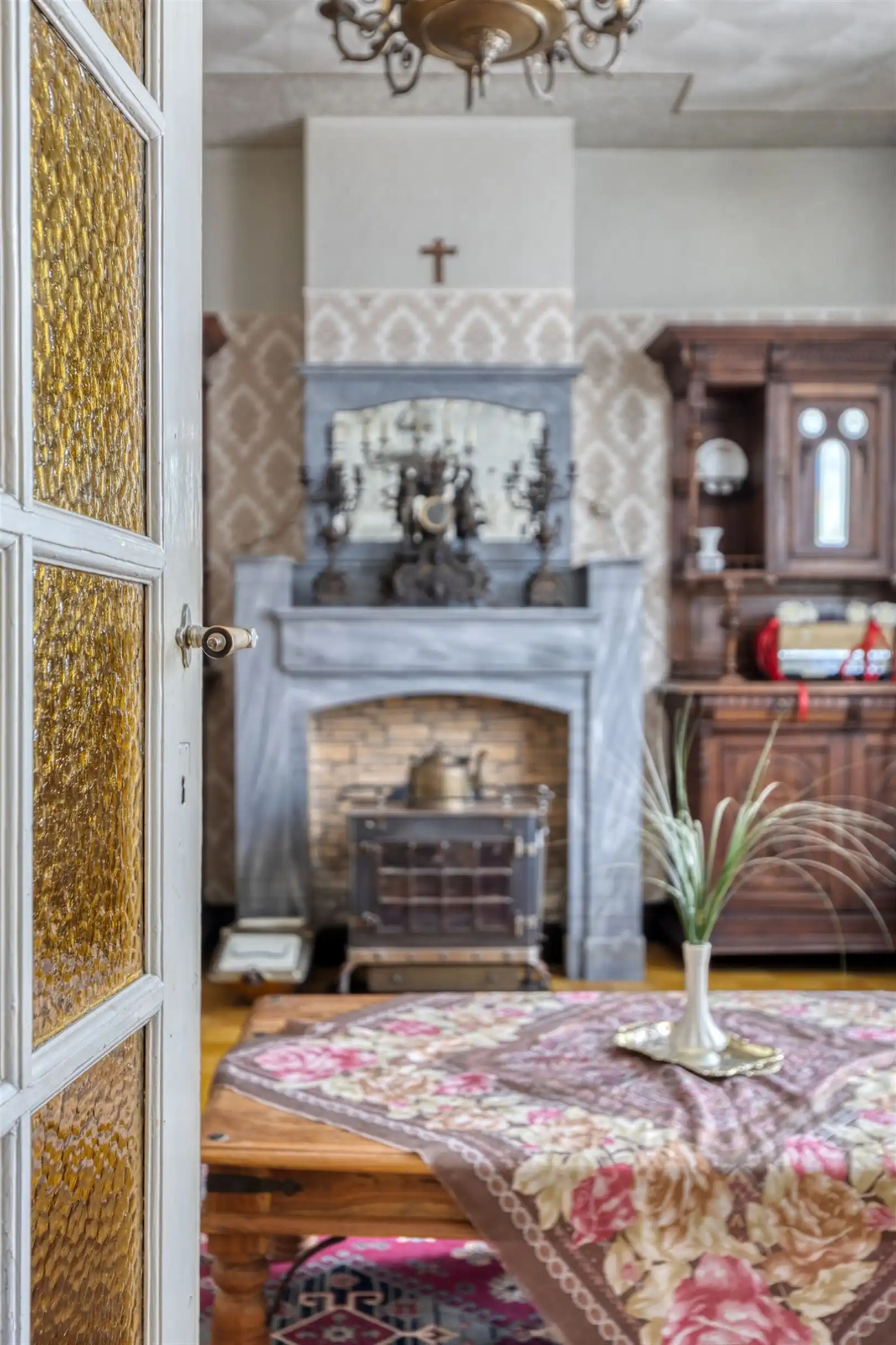 Te renoveren woning met 4 slaapkamers foto 29