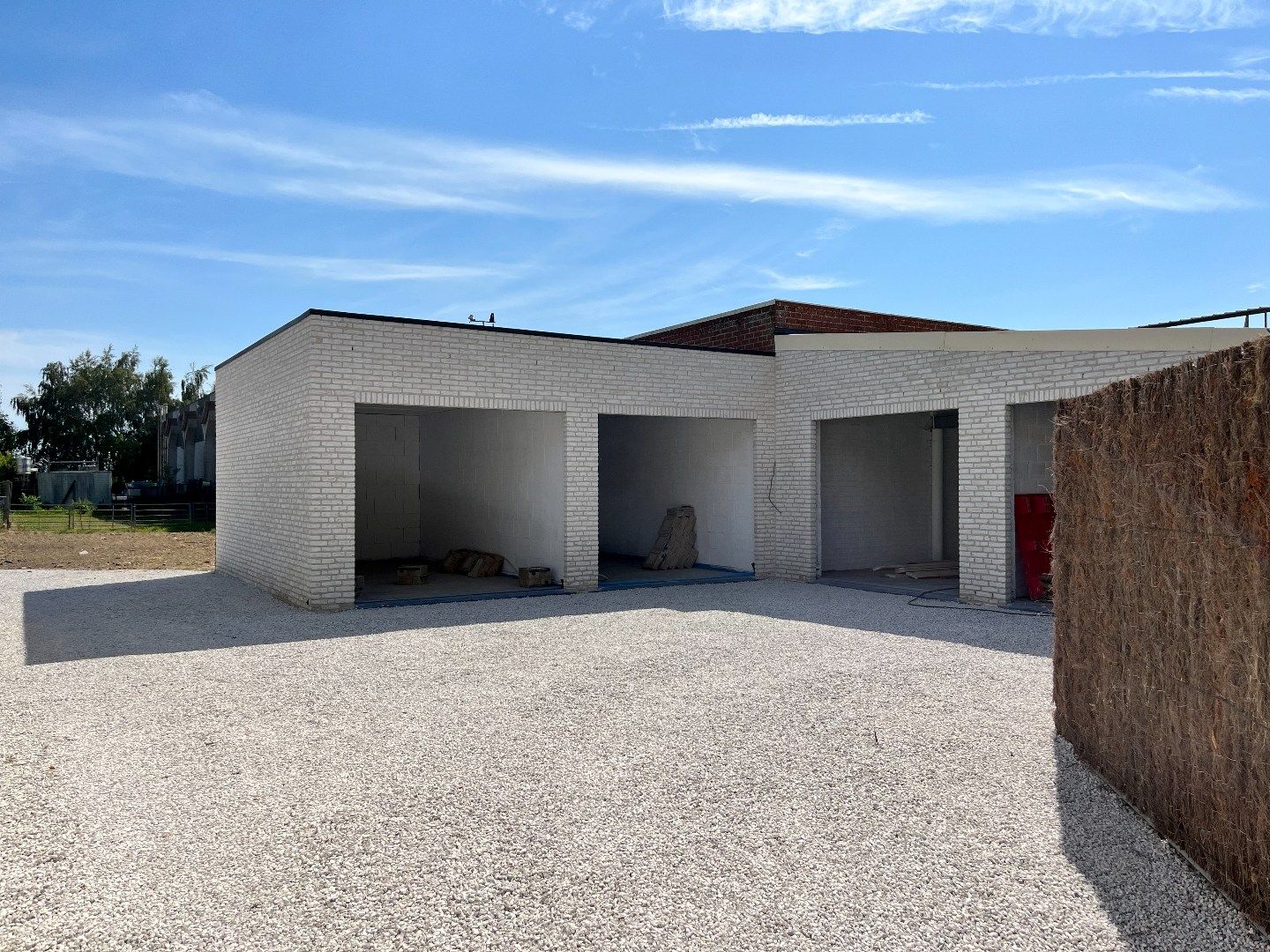 Instapklare nieuwbouwwoningen met garage en autostaanplaats te Langemark foto 7