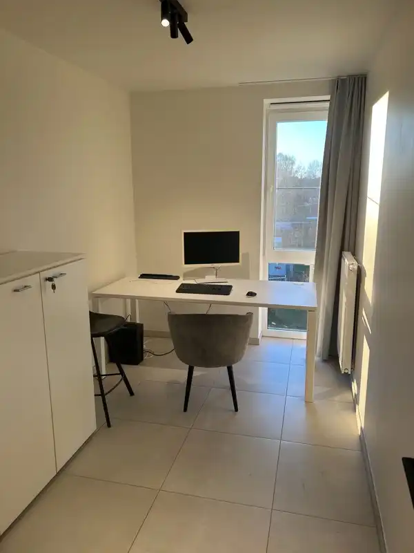 Appartement met terras en 2 parkeerplaatsen foto 7