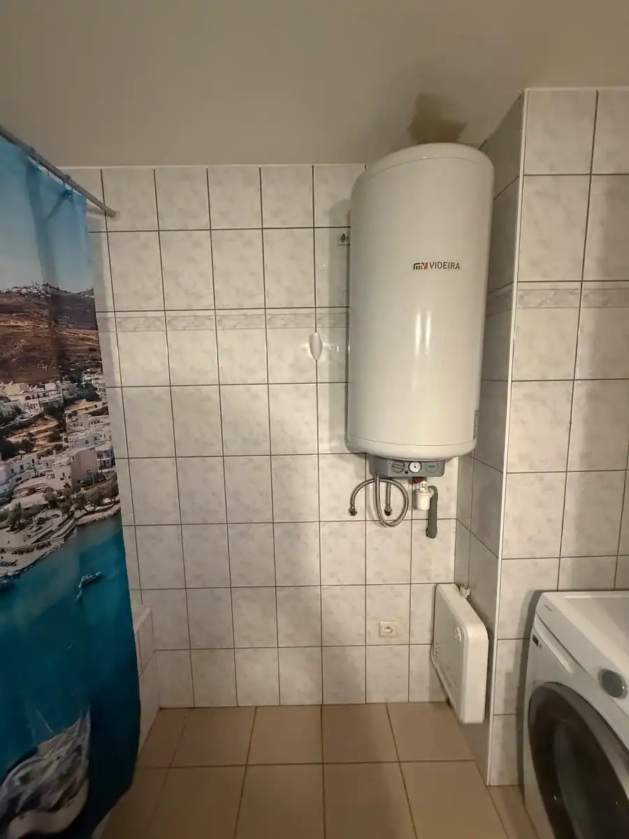 Comfortabel appartement op 1e verdieping vlak bij centrum Genk foto 11