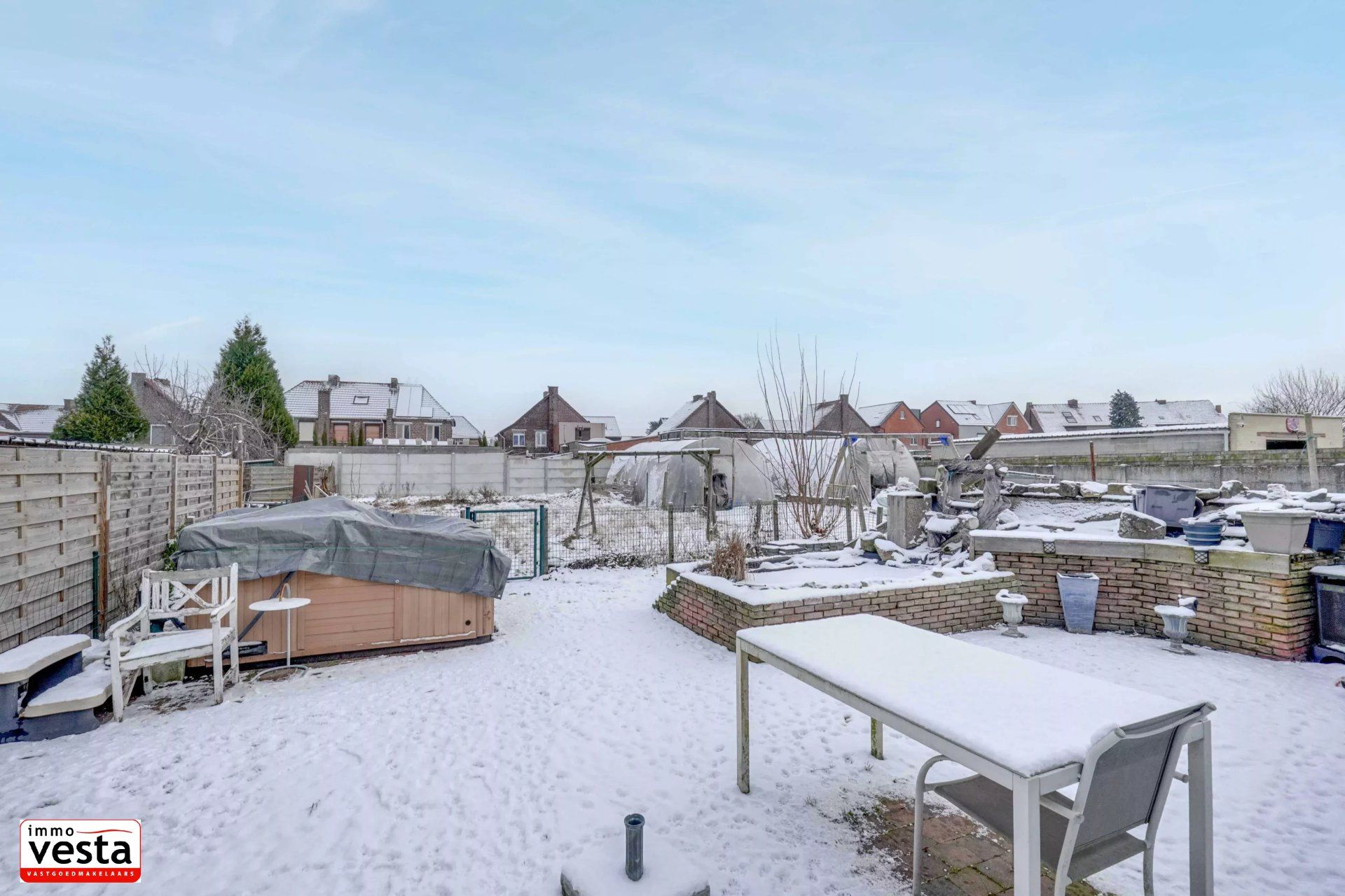 Ruime gezinswoning met 5 slaapkamers foto 22