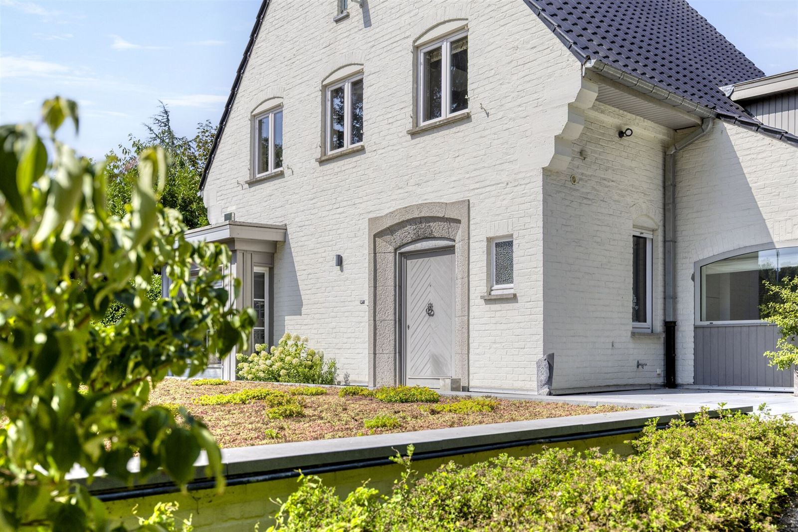Exclusieve villa (5 slpks) met praktijk mogelijkheden in Sint-Genesius-Rode foto 2