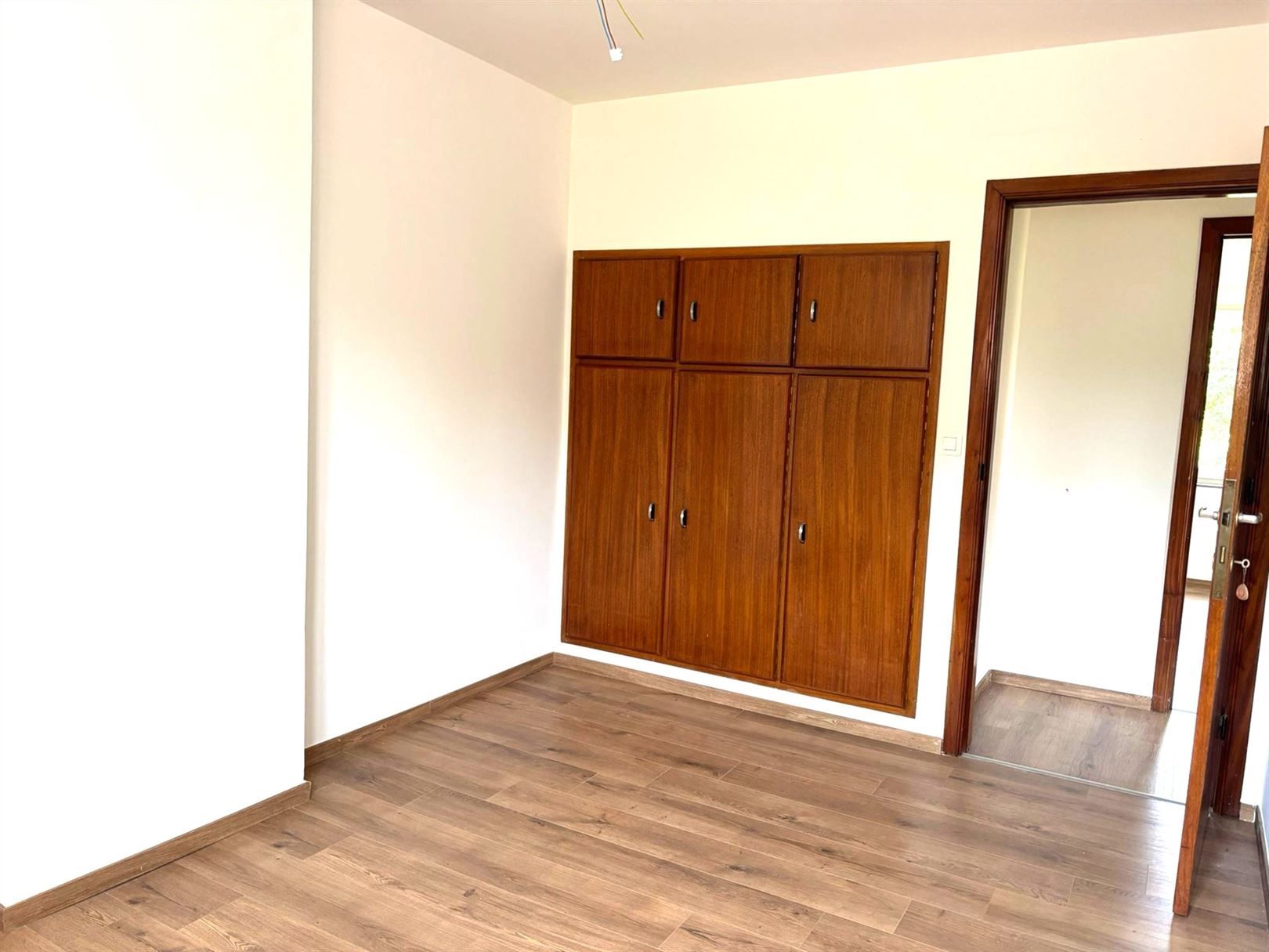 TE HUUR: gerenoveerde woning met 3 slaapkamers te Paal! foto 15