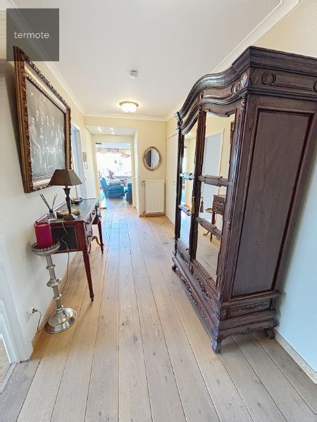 Ruim hoekappartement foto 5