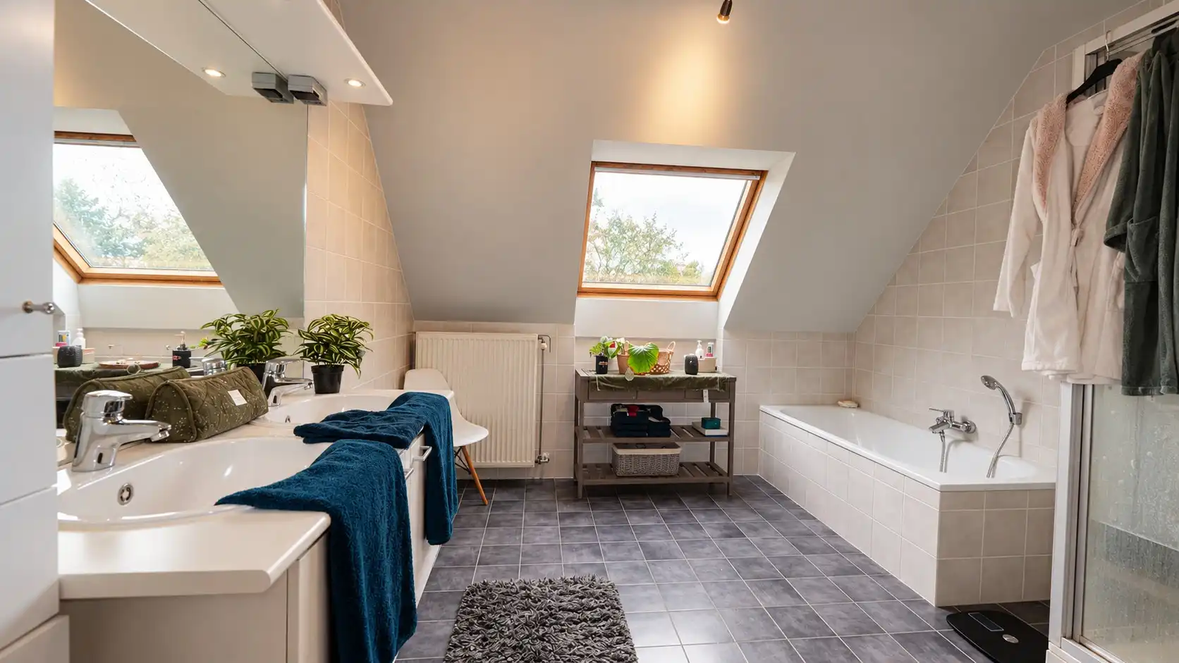 Ruime en energiezuinige gezinswoning met 4 slaapkamers, garage en tuin in Lokeren – EPC B foto 5