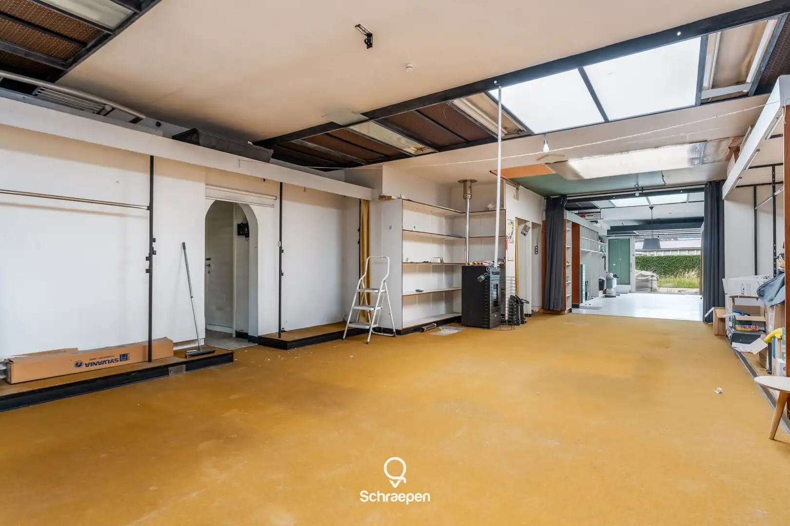 Gezinswoning met handelsruimte op zuidelijk georiënteerd perceel van 7,5 are te Kiewit! foto 13