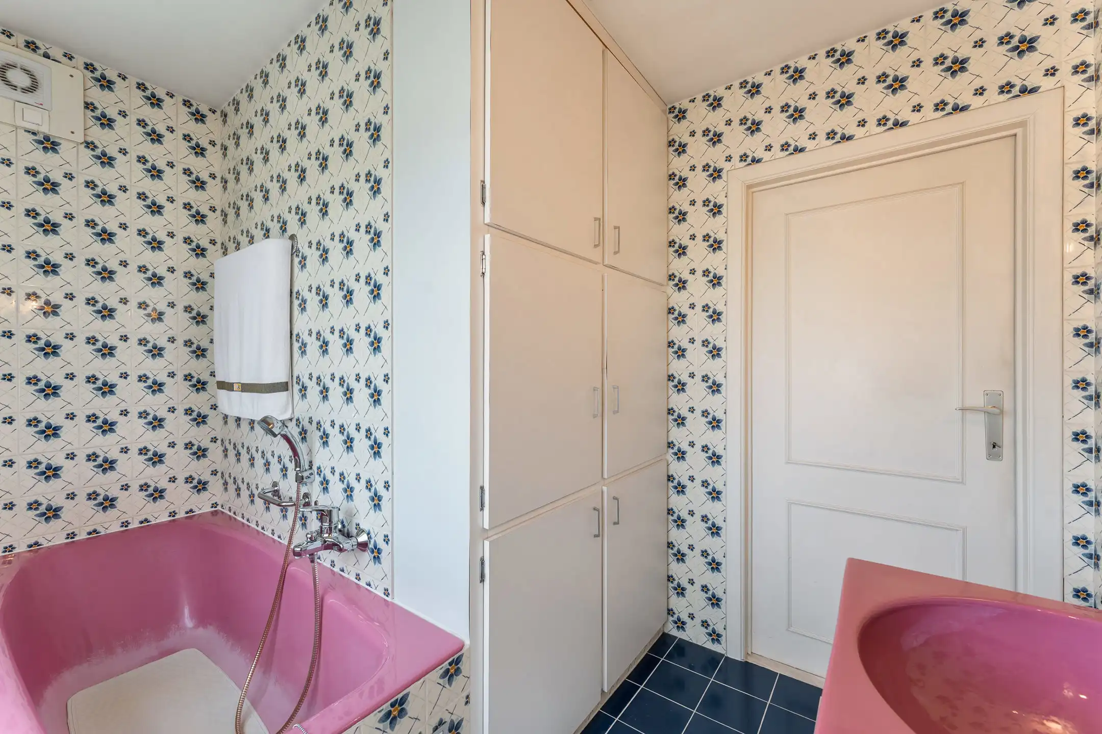 Halfopen woning in residentiële wijk te Lanaken foto 16