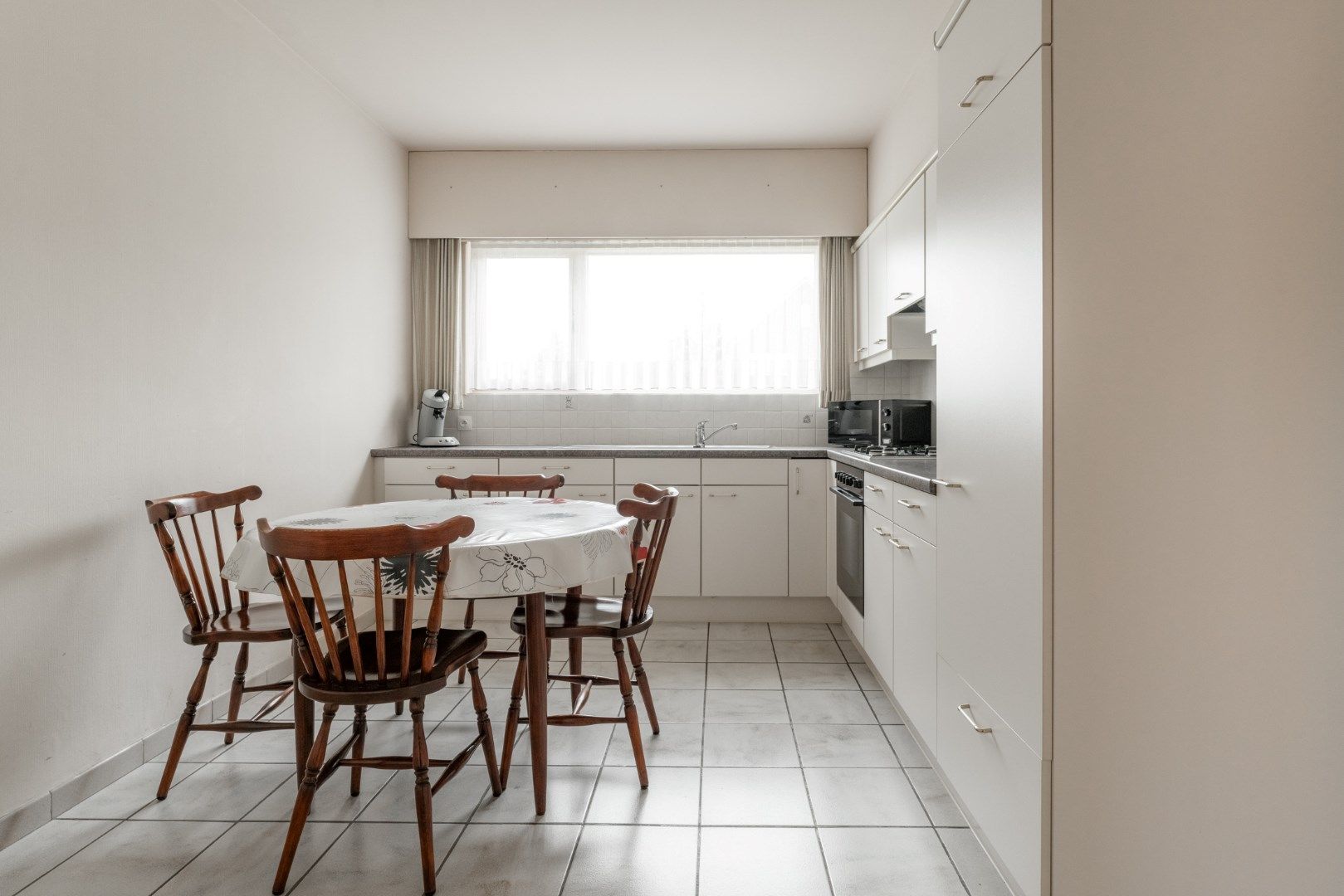 Vrijstaande woning zonder renovatieverplichting te koop in Pelt! foto 9