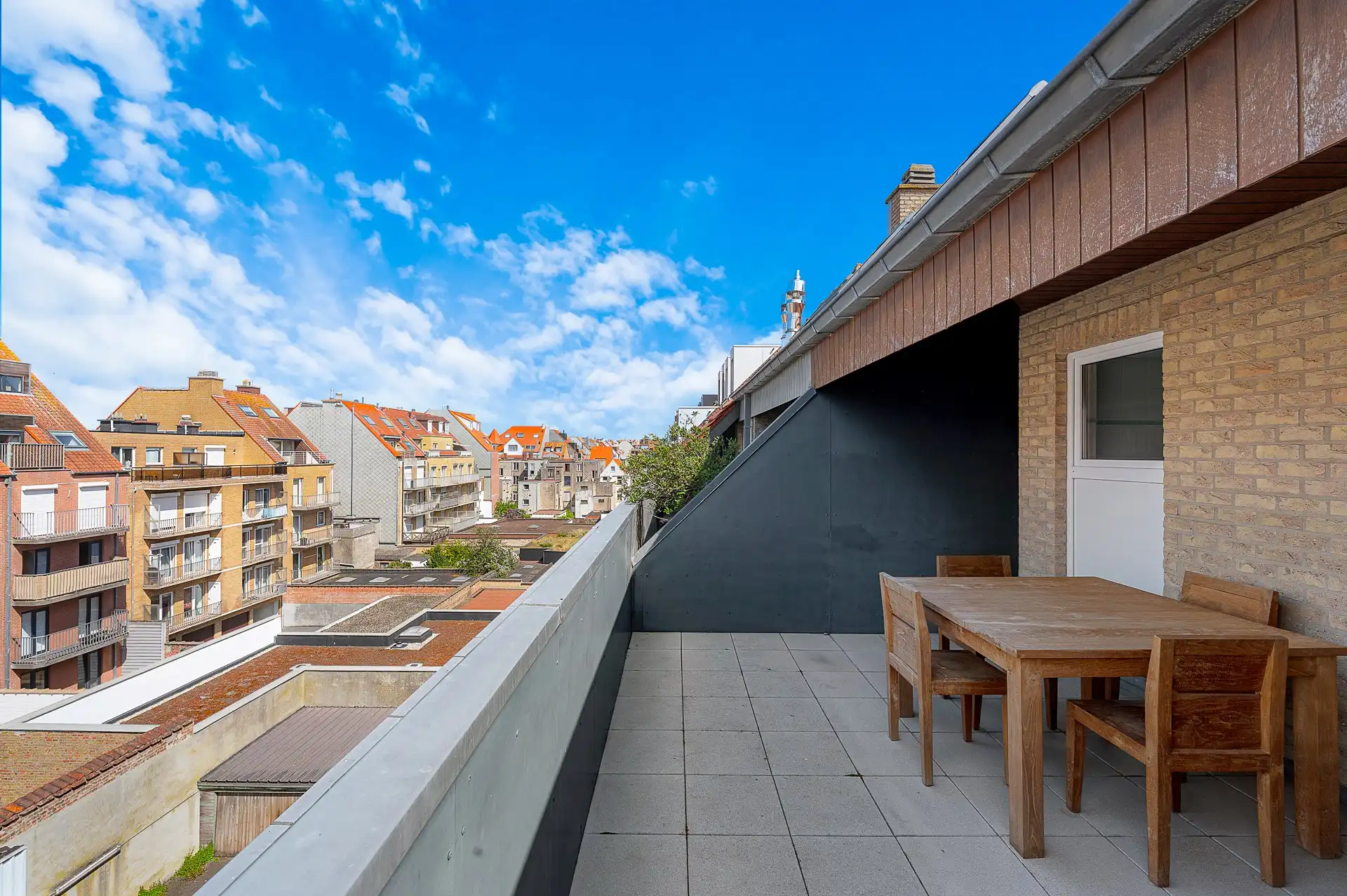 Ruim duplex appartement met zonnige terrassen in hartje Knokke foto 14