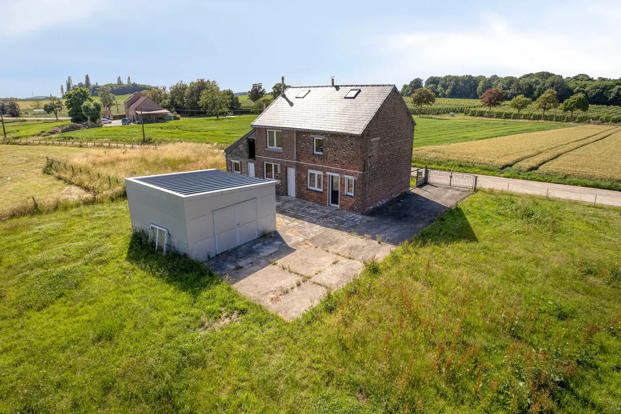 Te renoveren woning op een uniek perceel van 26are foto 26